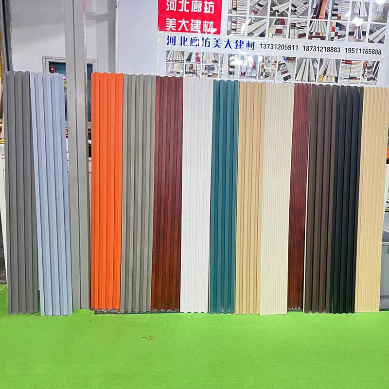 Brown WPC Wall Cladding Board Customizable Size with Sanding Easy to Install and Maintain